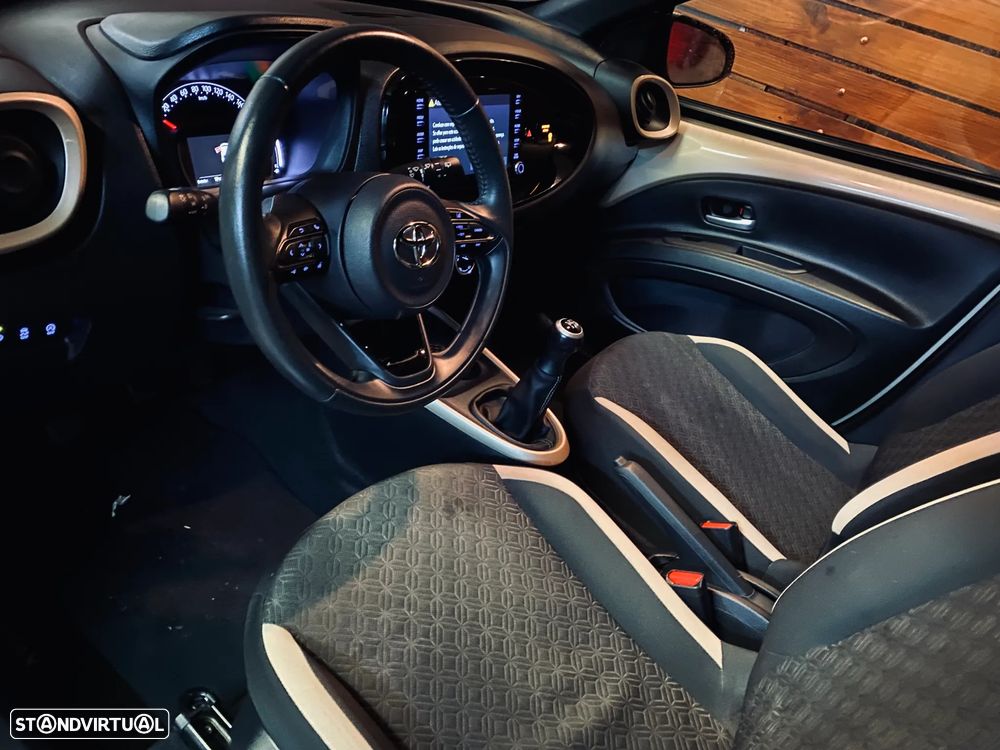 Toyota Aygo X Air Style - 9