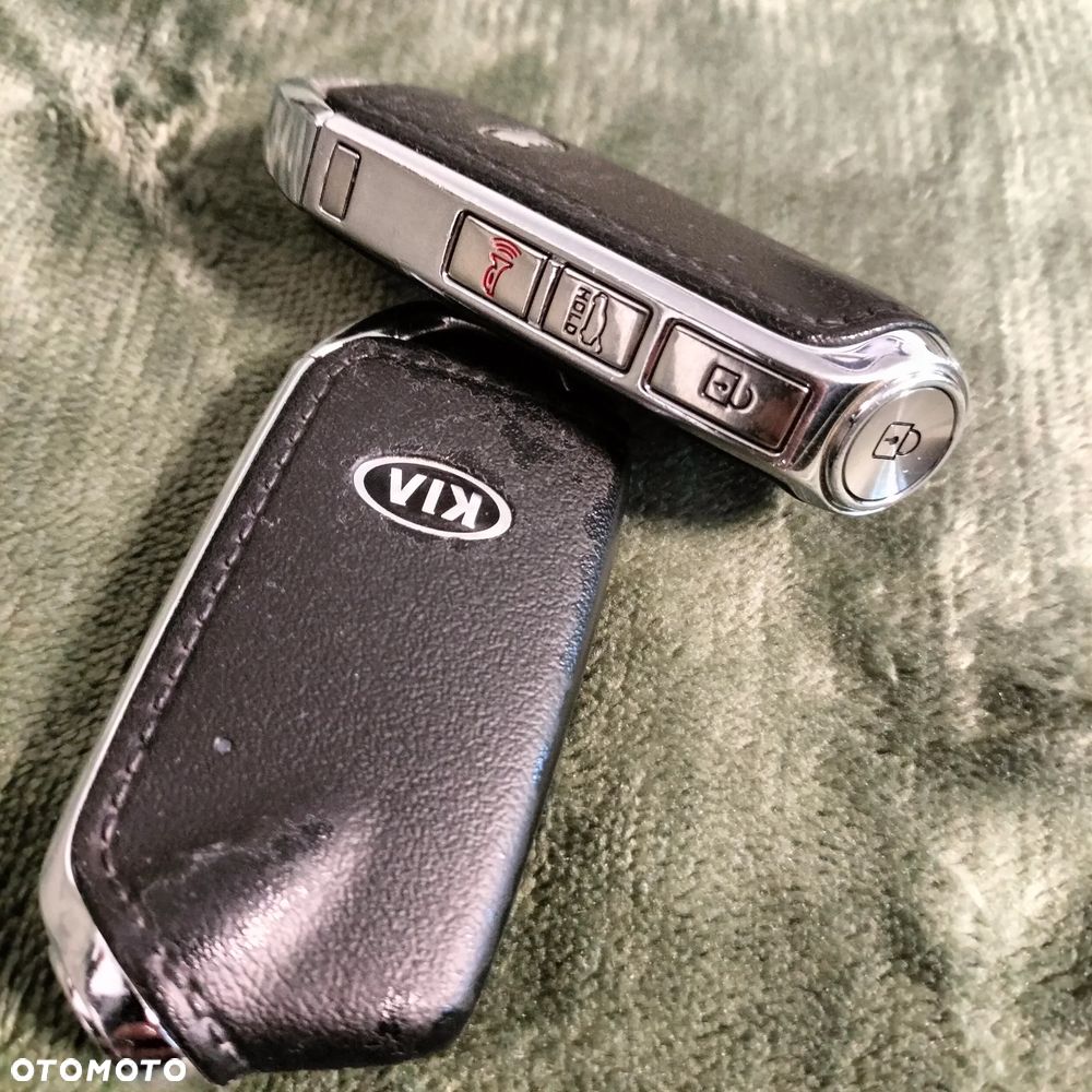 Kia Stinger - 14
