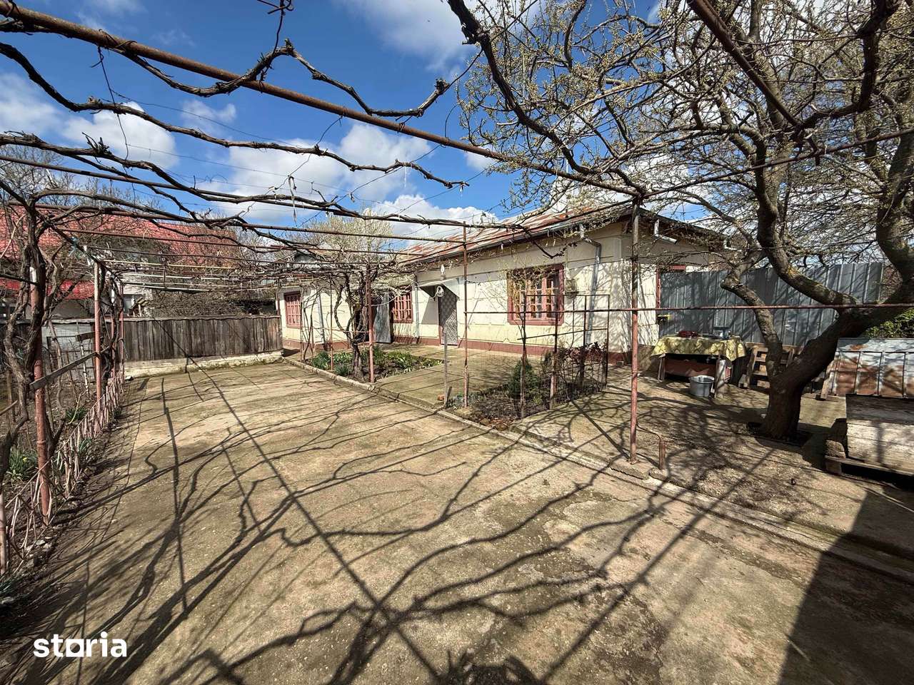 De vânzare casa cazasu 824 mp - Imagine principală: 2/6