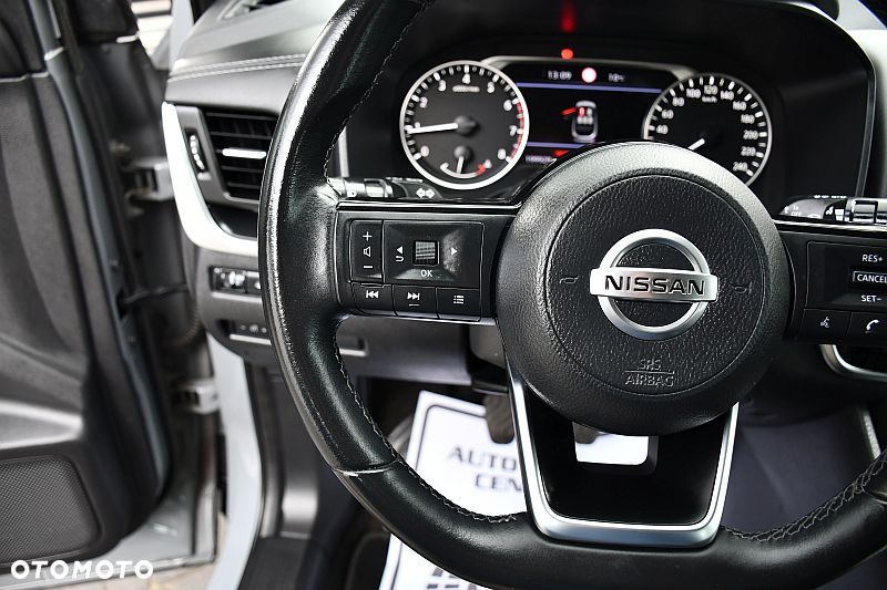 Nissan Qashqai 1.3 DIG-T mHEV N-Connecta - 17