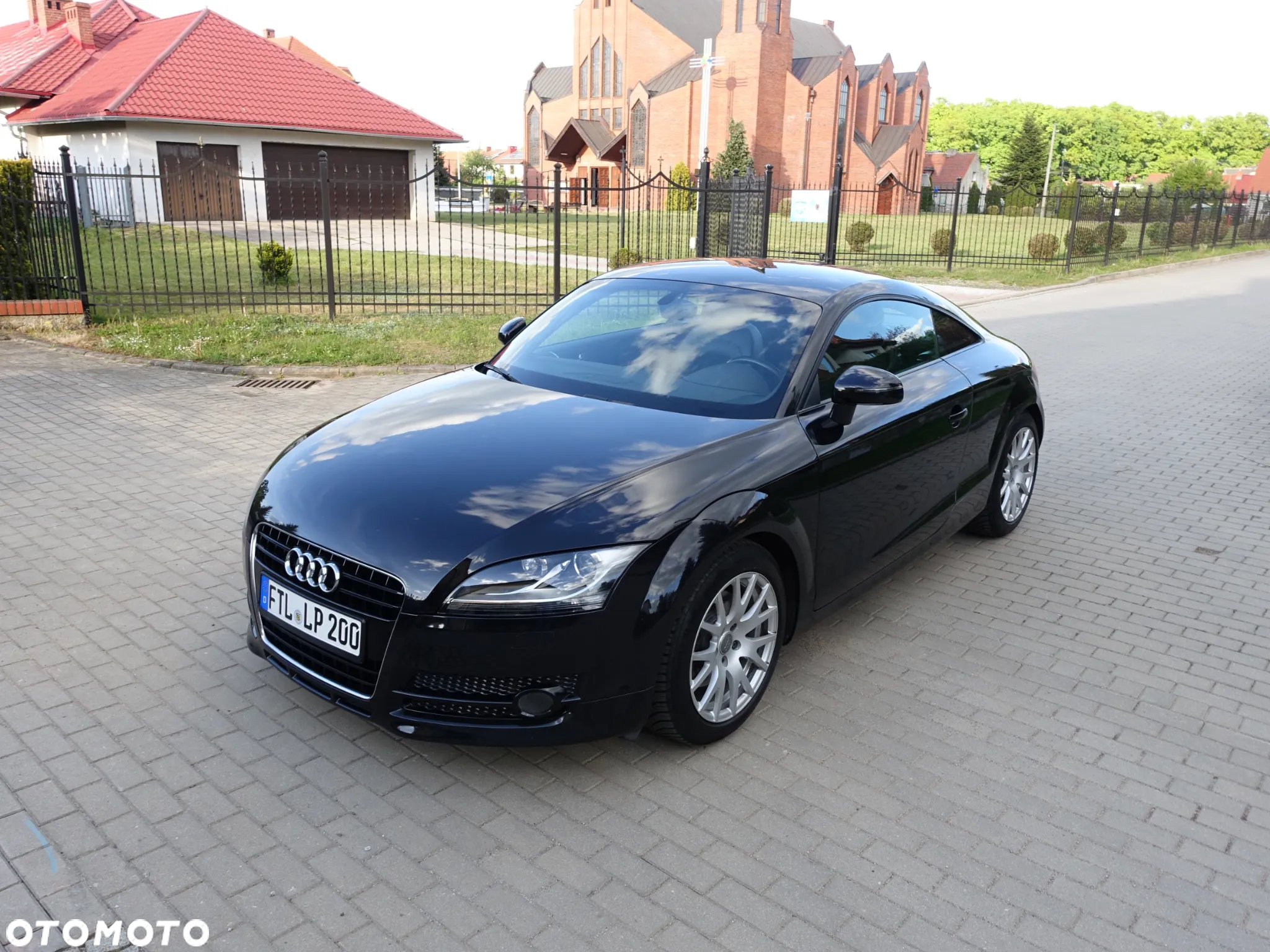 Audi TT Coupé - 8