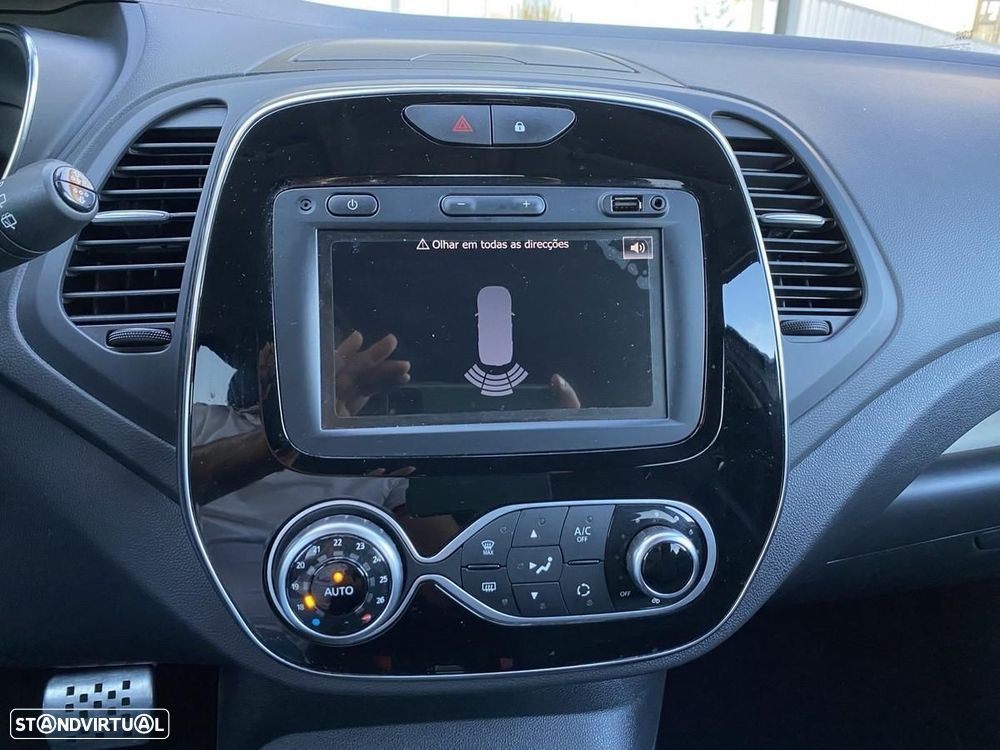 Renault Captur 1.3 TCe Initiale Paris EDC - 19