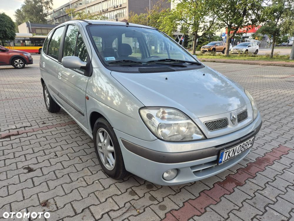 Renault Scenic - 13