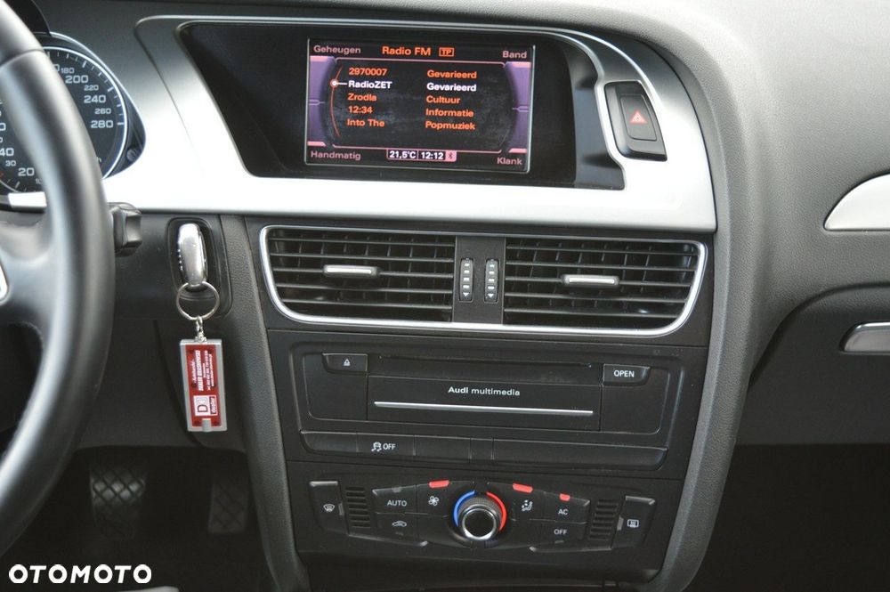 Audi A4 Limousine - 22