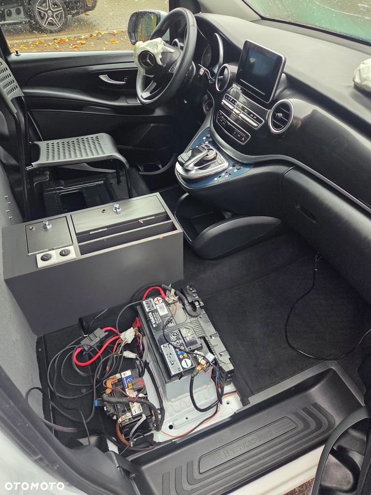 Mercedes-Benz V-Class 2018 photo 5