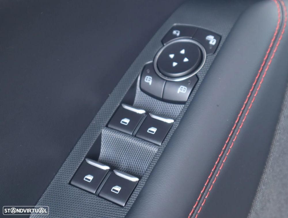 Ford Mustang Mach-E AWD PREMIUM - 33