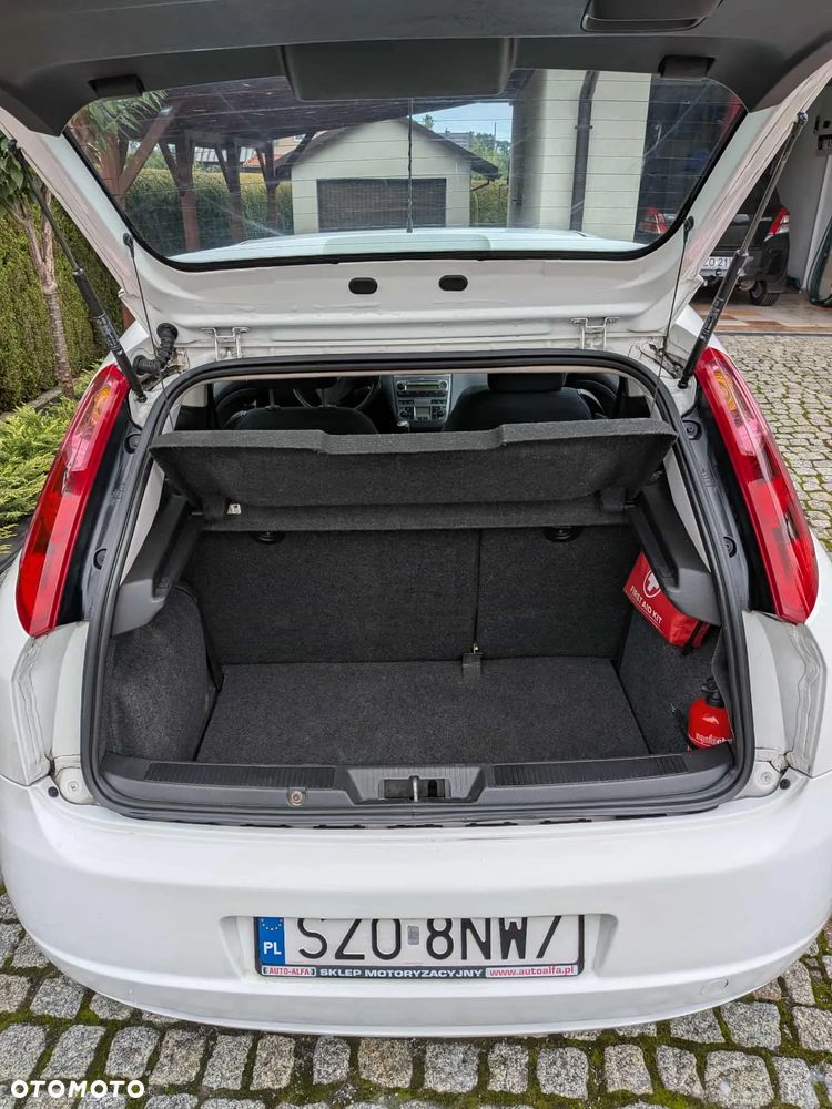 Fiat Grande Punto - 4
