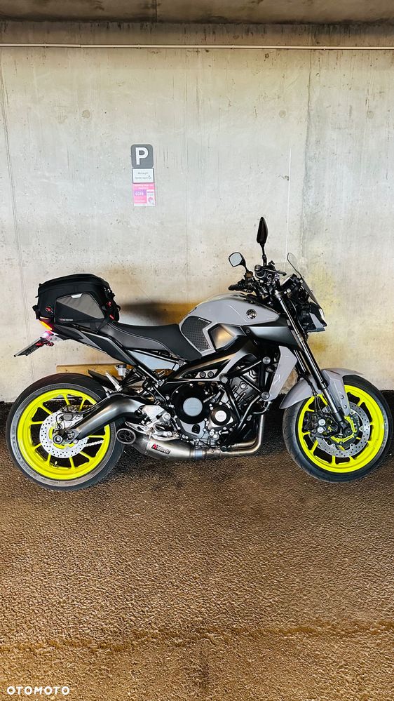 Yamaha MT - 24