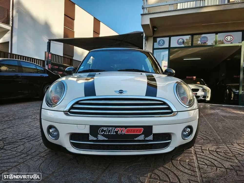 MINI 3 Portas Cooper D - 2