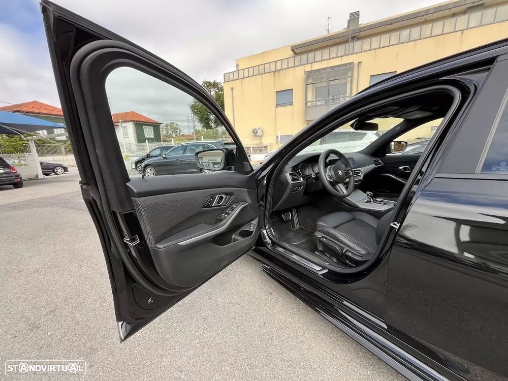 BMW 320 d Pack M Auto - 29