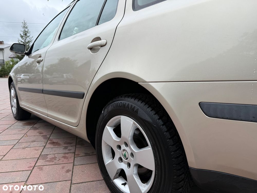 Skoda Octavia 1.6 Automatik Elegance - 20