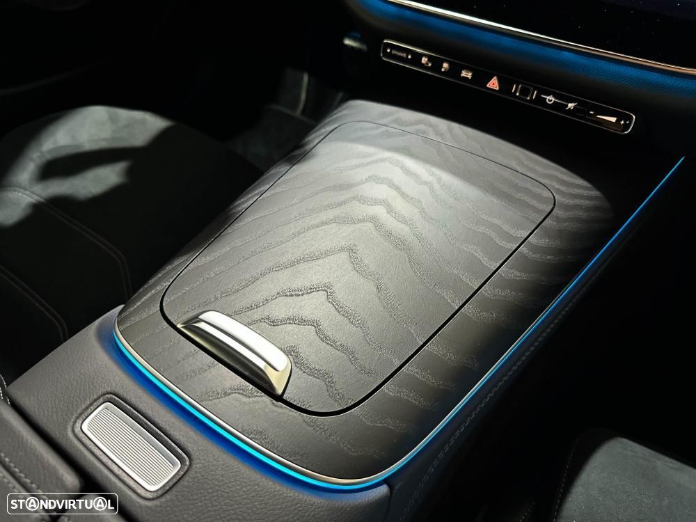 Mercedes-Benz E 300 de AMG Line 4Matic - 37