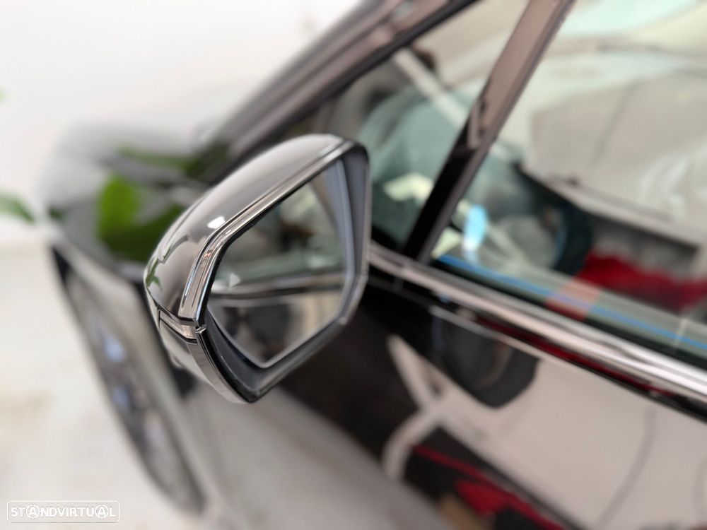 BMW iX xDrive 50 Pack Desportivo - 38