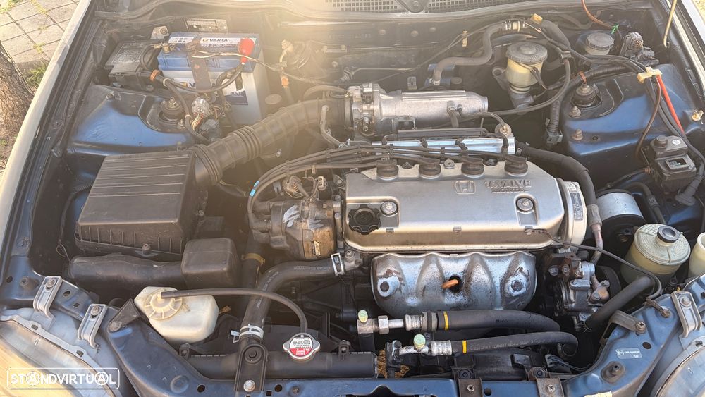 Honda Civic 1.4i - 4