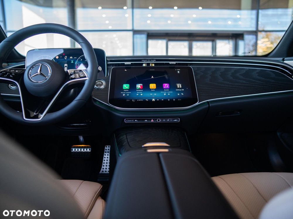 Mercedes-Benz Klasa E - 25
