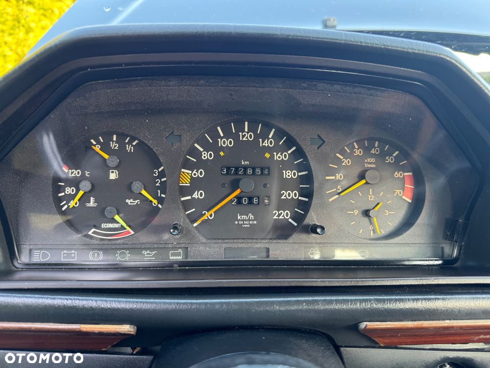 Mercedes-Benz W124 (1984-1993) - 8