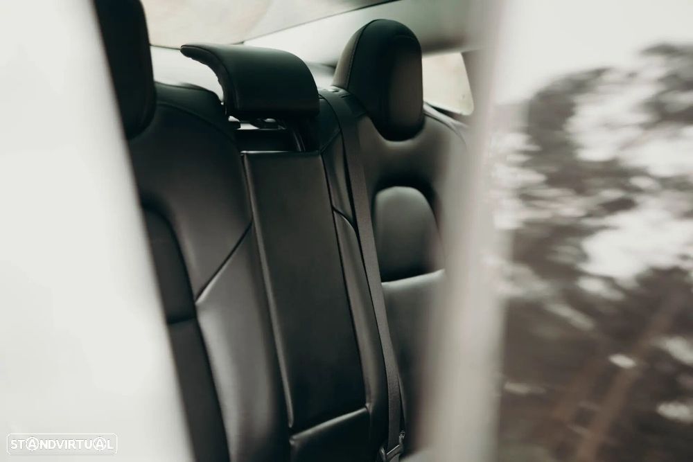 Tesla Model 3 Long Range AWD Dual Motor - 42