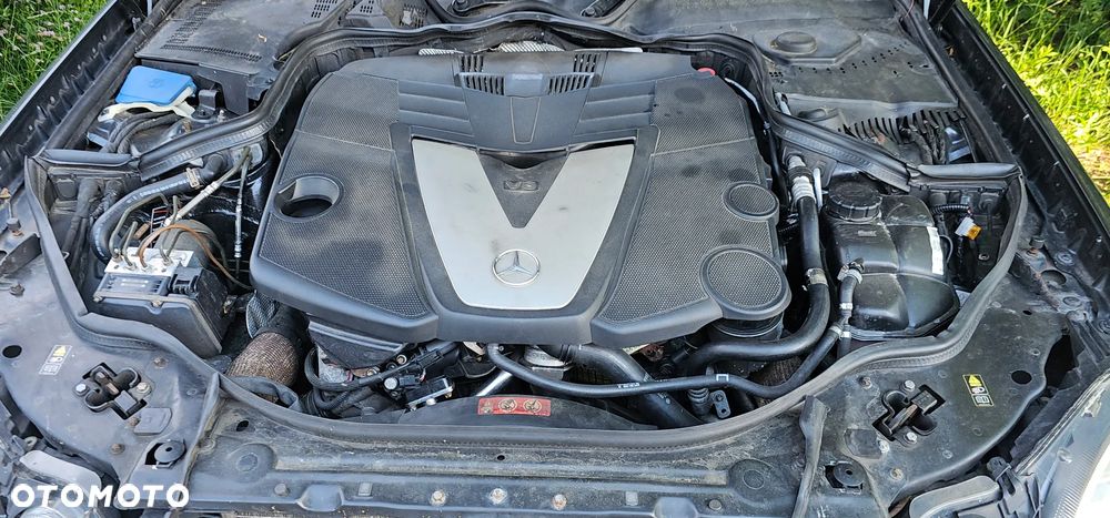 Mercedes-Benz Klasa E 320 CDI T Avantgarde - 15