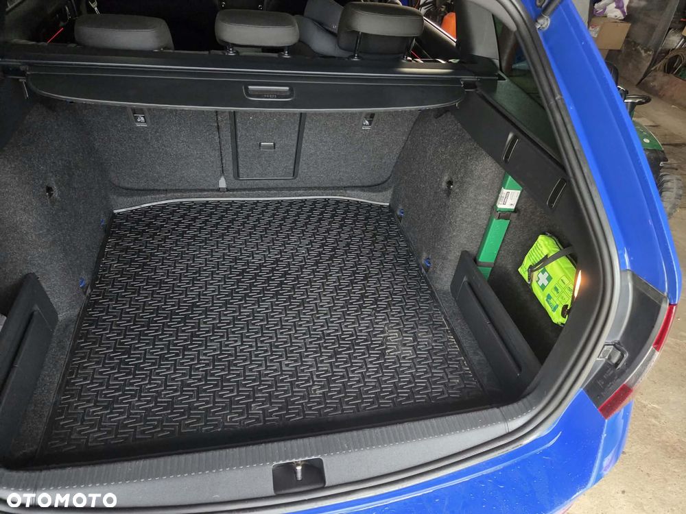 Skoda Octavia 2.0 TDI Drive DSG - 9