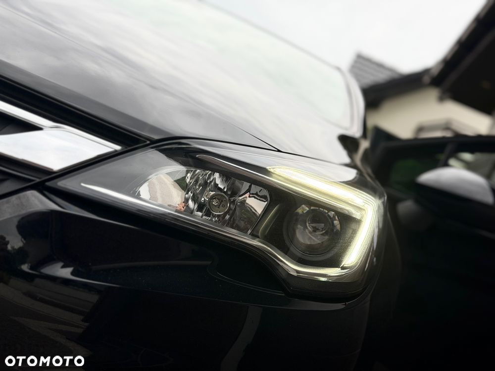 Opel Astra 1.6 CDTI Elite S&S - 19