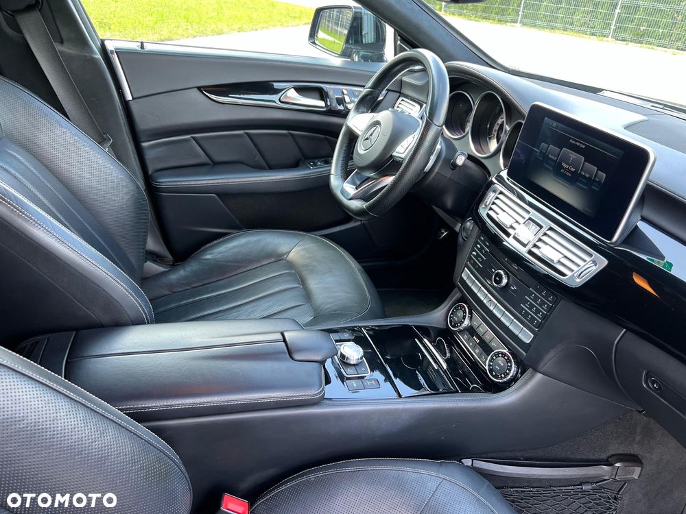 Mercedes-Benz CLS 500 4Matic 7G-TRONIC - 12