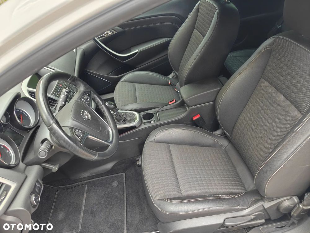 Opel Astra 2.0 CDTI ecoFLEX Start/Stop - 8