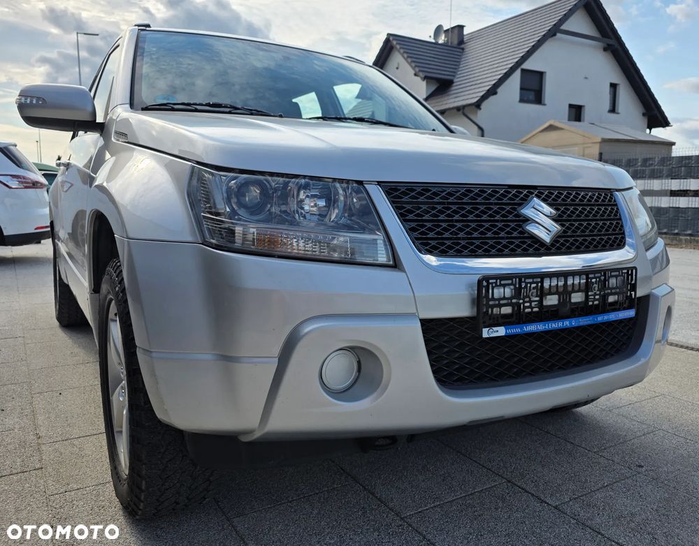 Suzuki Grand Vitara 2.4 Comfort - 4