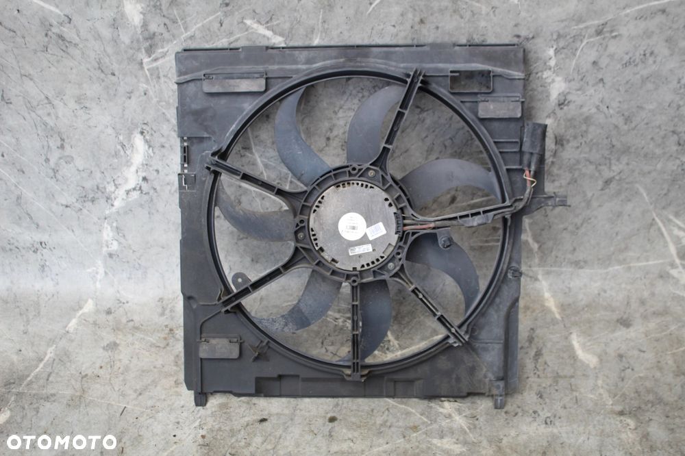 WENTYLATOR BMW X5 E70 X6 E71 3.0D 7558428 - 2