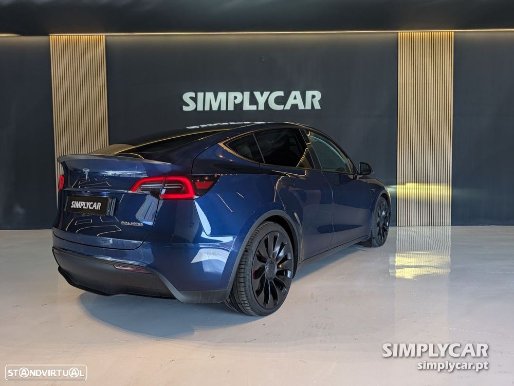 Tesla Model Y 2023 photo 3