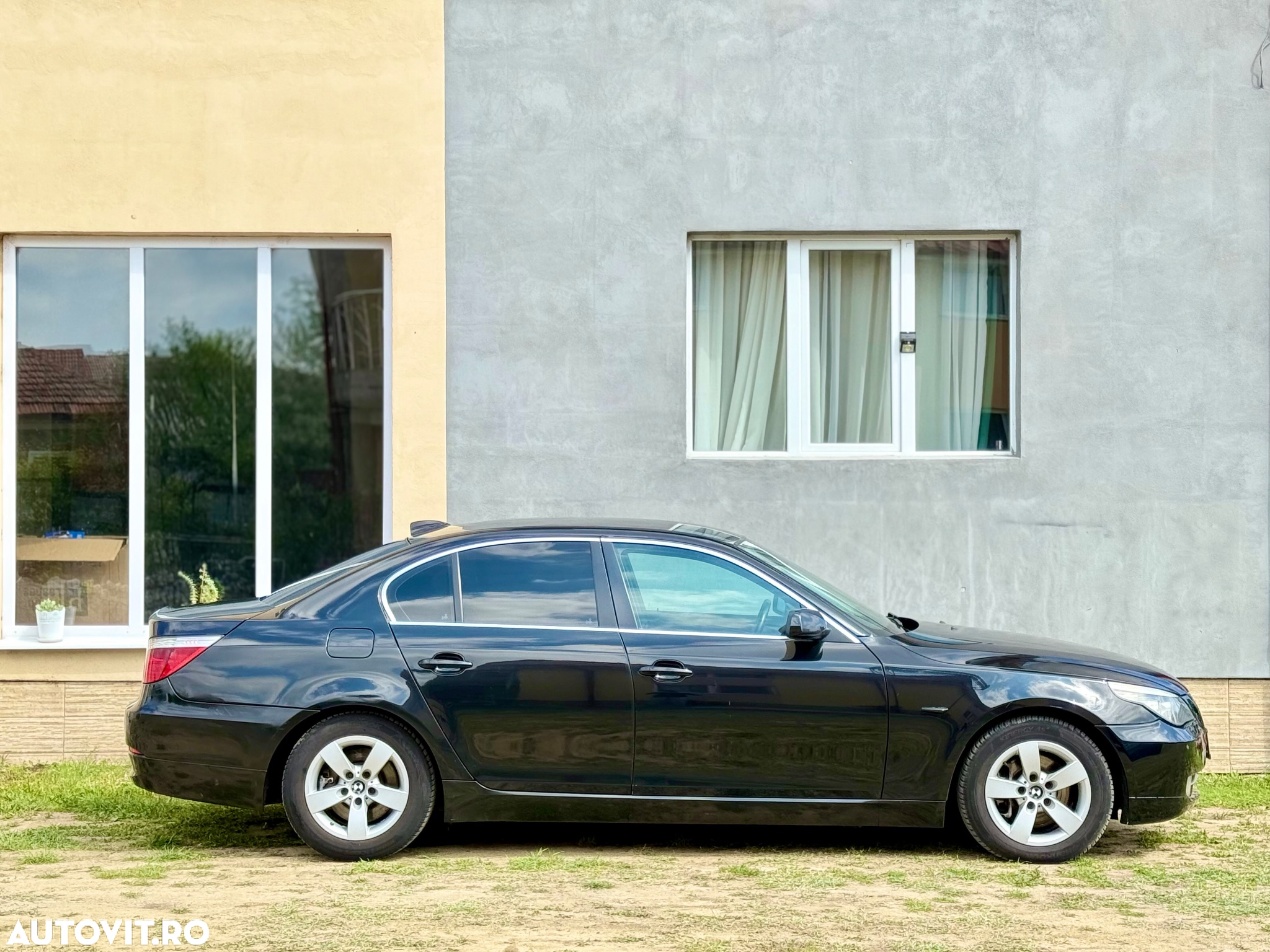 BMW Seria 5 520d Aut. - 7