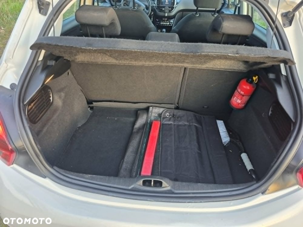 Peugeot 208 1.2 PureTech Active - 6