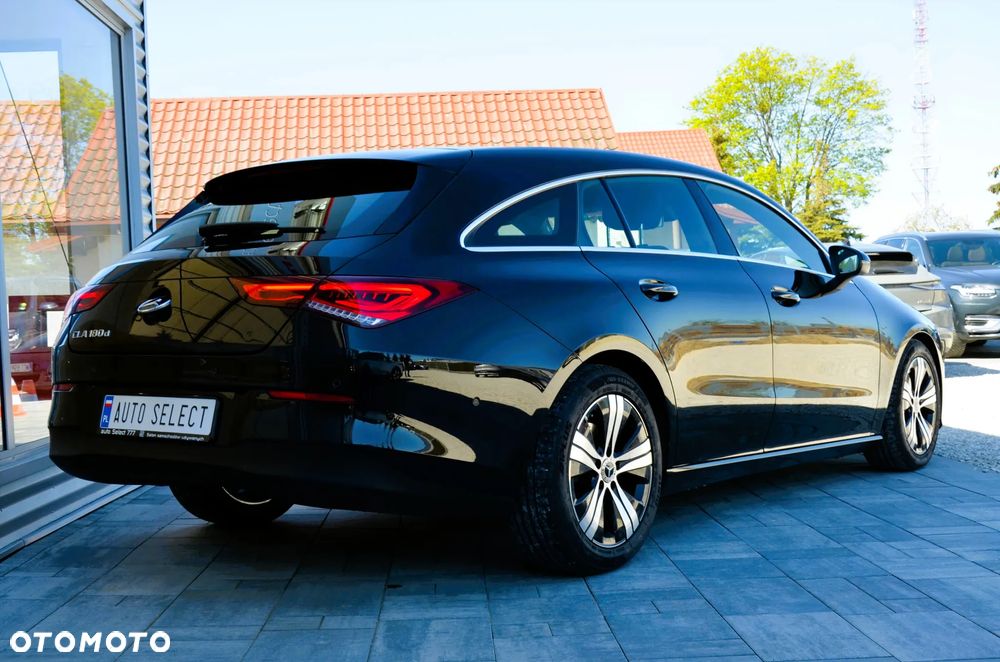 Mercedes-Benz CLA 180 d - 4
