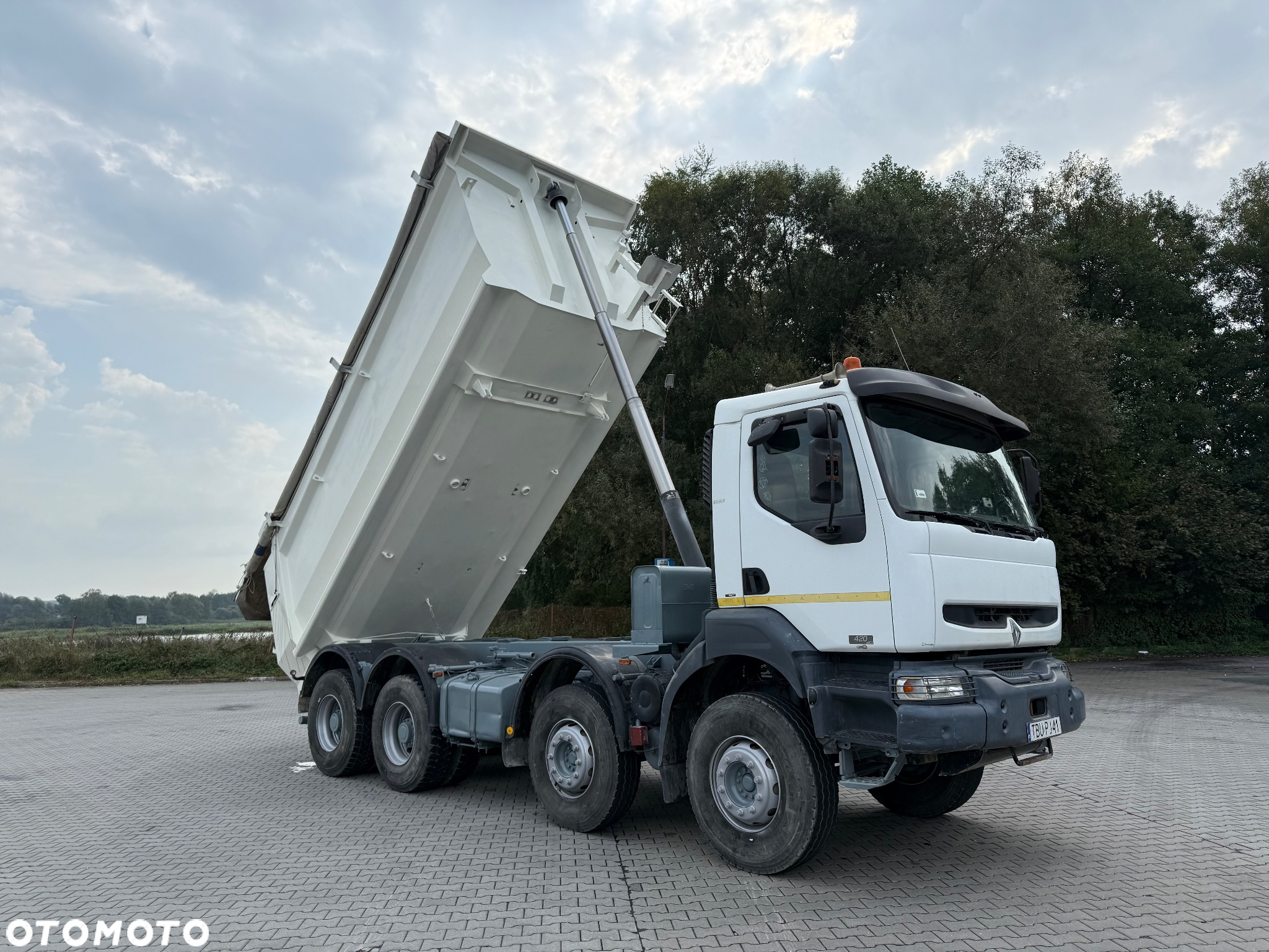 Renault Kerax 420 DCI 8x4 - 10