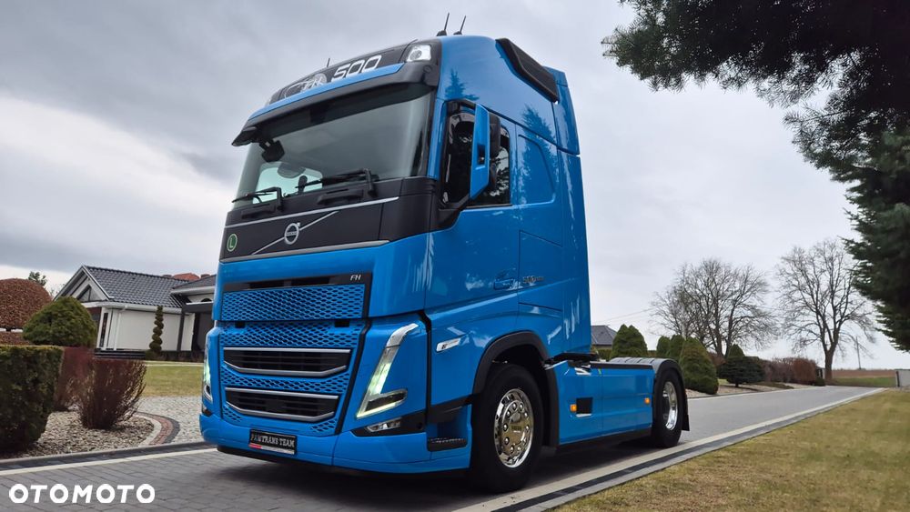 Volvo VOLVO///FH///500///2023/// GLOBETROTTER///XXL///JEDYNE  212 TYŚ KM///KLIMATYZACJA POSTOJOWA///HYDRAULIKA/// ALUFELGI///ZABUDOWY  MIĘDZYOSIOWE///KAMERA/// FULL LED///VIRTUAL COCPIT/// PERFEKCYJNY STAN - 9