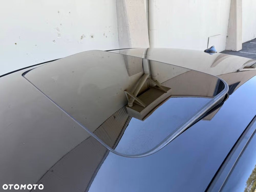 Infiniti Q50 - 24