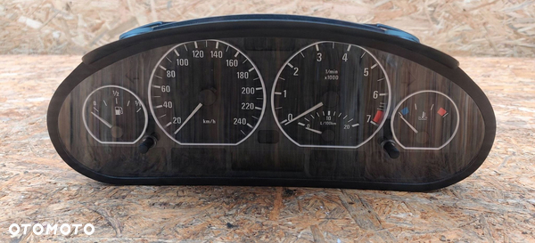 BMW 3 E46 1998 Licznik / Prędkościomierz 0263639170