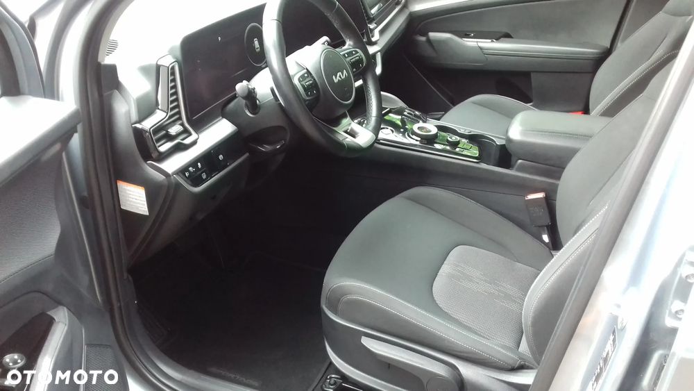 Kia Sportage 1.6 T-GDI MHEV Business Line 2WD DCT - 12