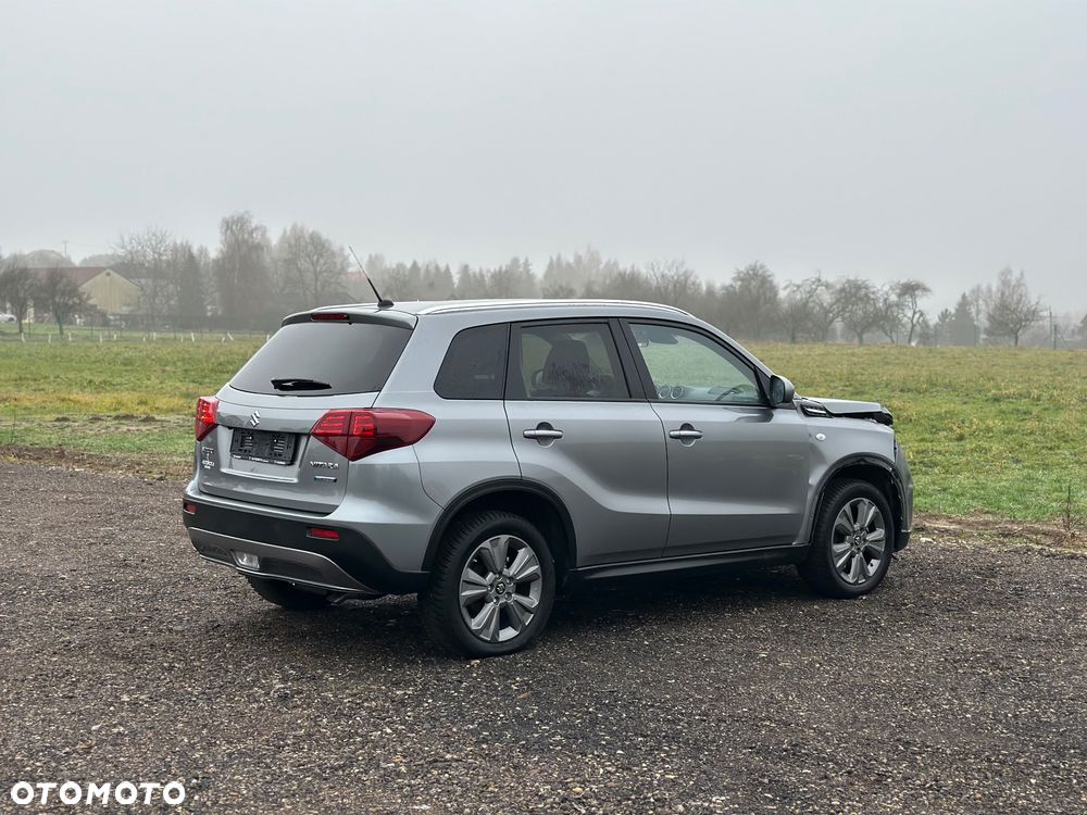Suzuki Vitara - 10
