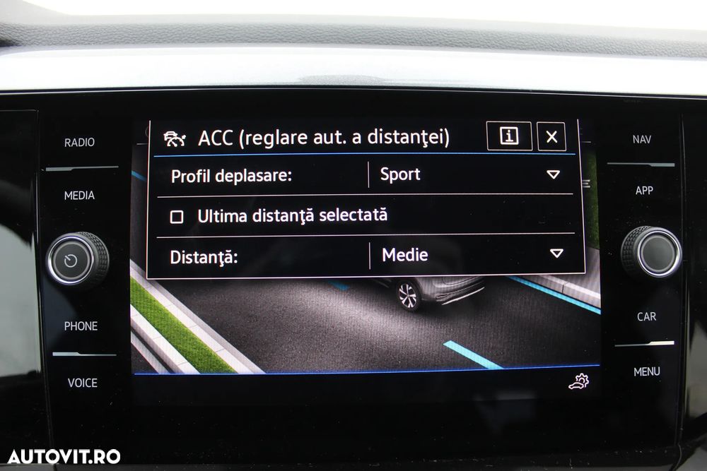 Volkswagen Taigo - 30