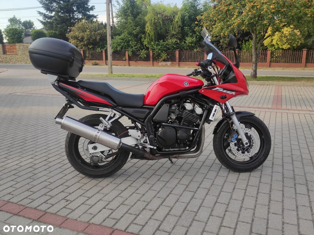 Yamaha FZS - 1