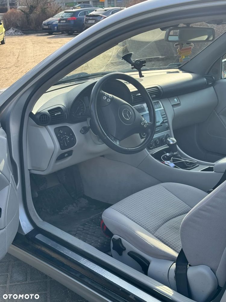 Mercedes-Benz Klasa C 180 Kompressor - 7