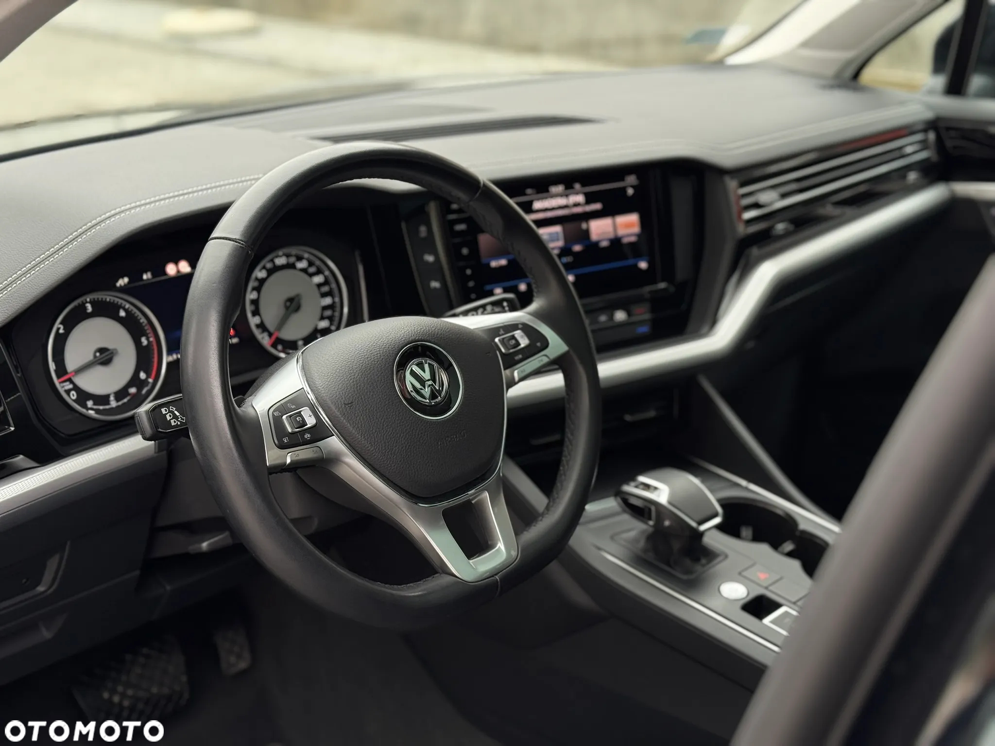 Volkswagen Touareg 3.0 V6 TDI SCR 4Mot - 11