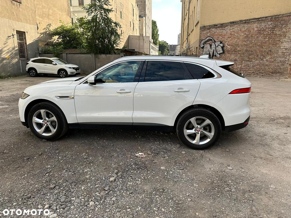 Jaguar F-Pace 2.0 i4P AWD Prestige - 2