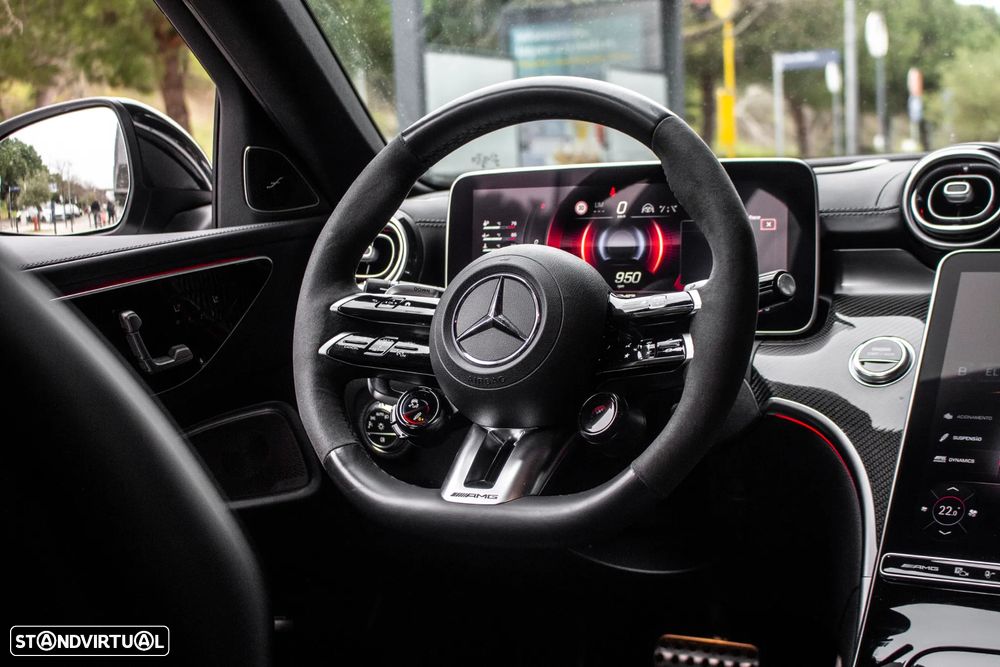 Mercedes-Benz C 63 AMG S E Performance 4Matic - 33