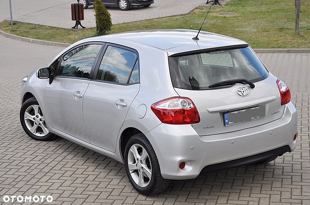 Toyota Auris 1.33 VVT-i Terra Start - 37
