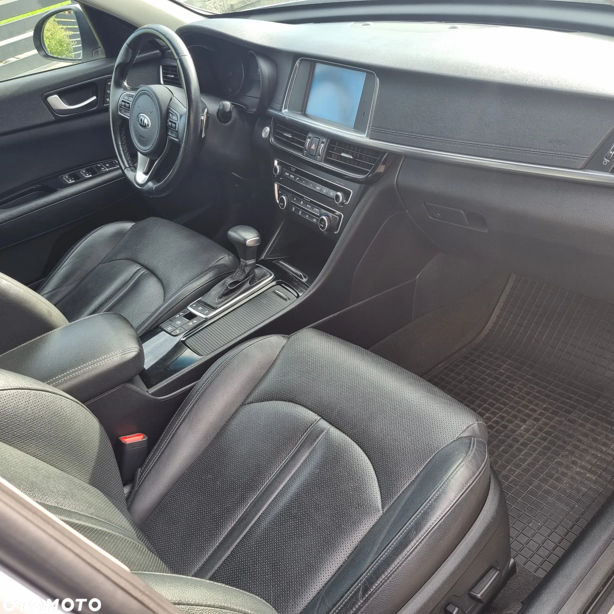 Kia Optima 1.7 CRDI XL DCT - 9