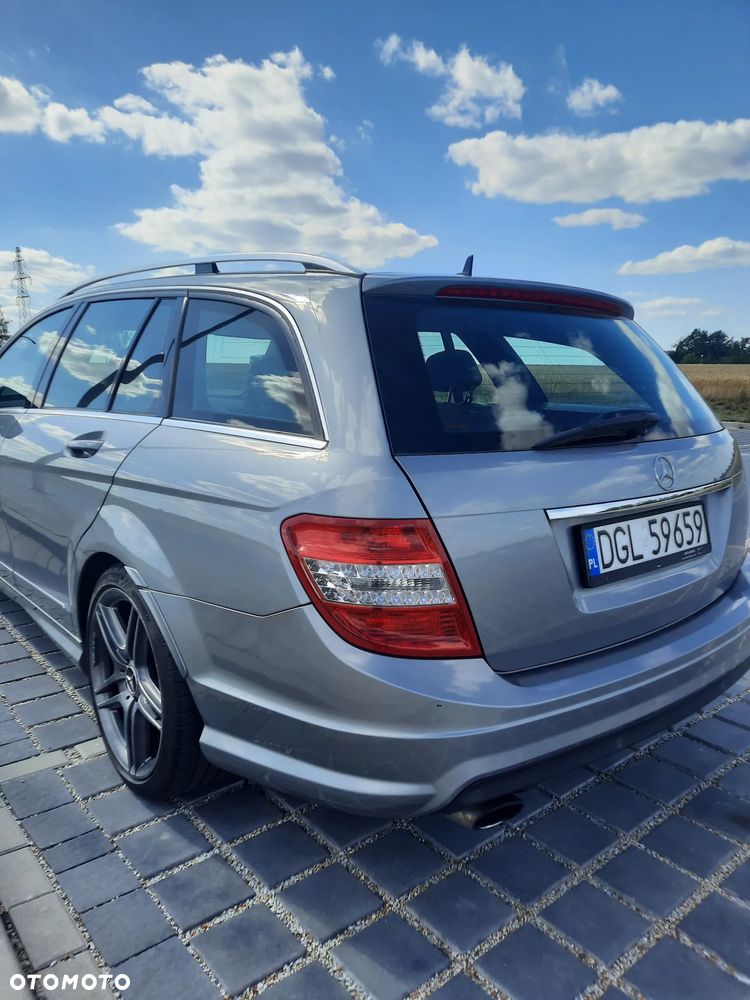Mercedes-Benz Klasa C 220 CDI DPF Automatik Avantgarde - 28