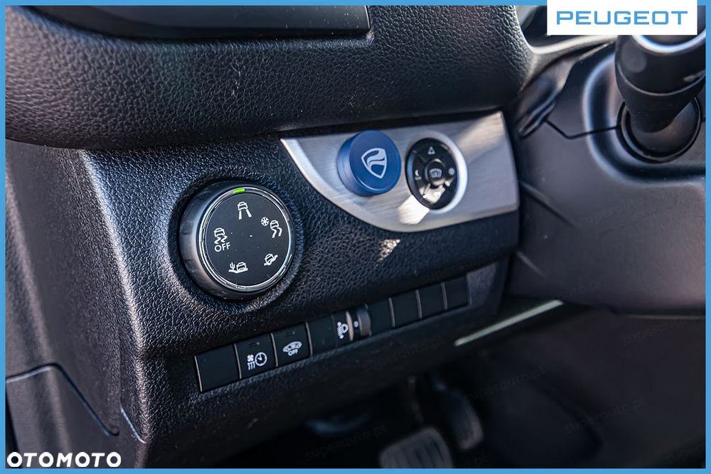 Peugeot Traveller - 22