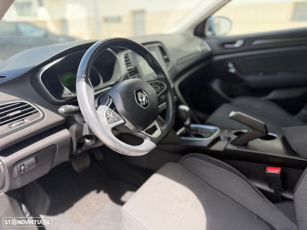Renault Mégane Sport Tourer ENERGY dCi 110 EDC LIMITED - 18