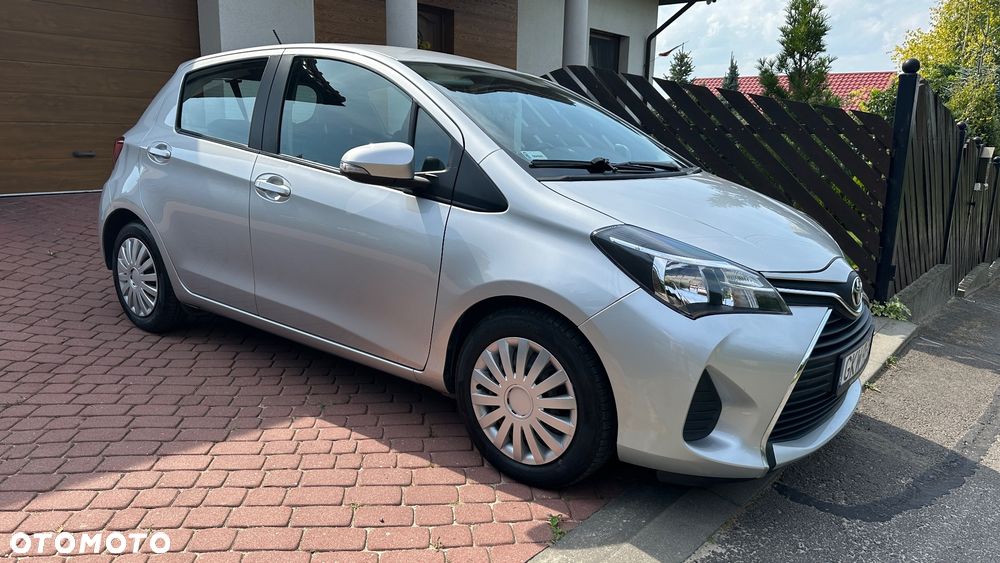 Toyota Yaris - 4
